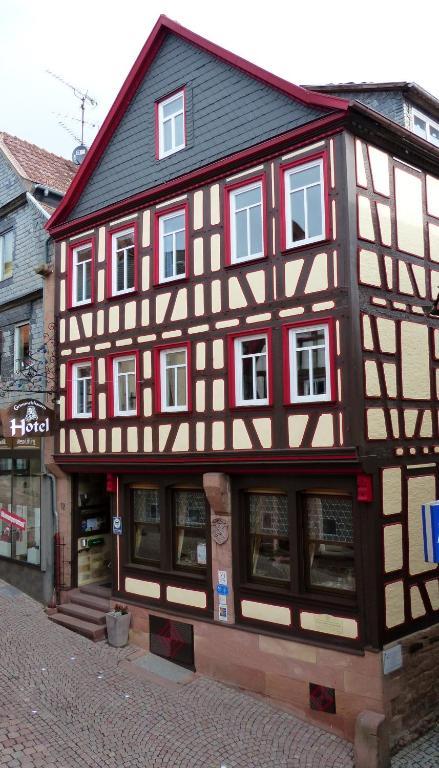 Grimmelshausen Hotel Gelnhausen Extérieur photo