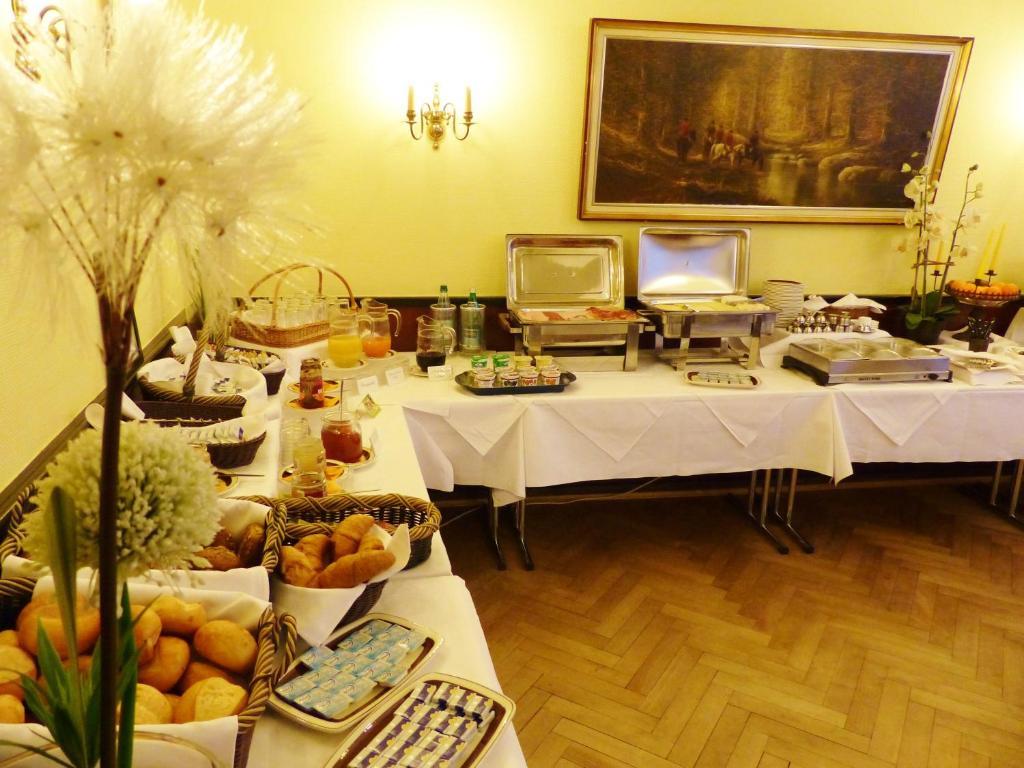 Grimmelshausen Hotel Gelnhausen Extérieur photo